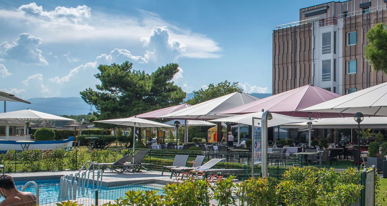 شافان دي بوجيس Everness Hotel & Resort المظهر الخارجي الصورة